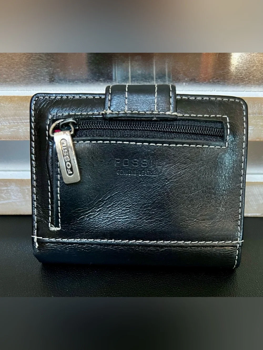 FOSSIL Vintage Black Trifold Leather Wallet with Hot Pink Interior